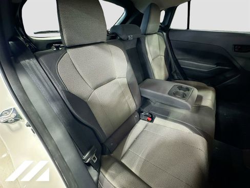 Used 2024 Subaru Crosstrek 2.0i Premium image 29