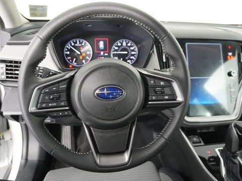 Used 2025 Subaru Outback Premium image 13