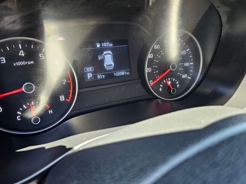Used 2020 Kia Sportage S FWD image 29