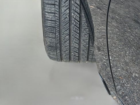 Used 2023 Nissan Maxima SR w/ Sport Mat Group image 41