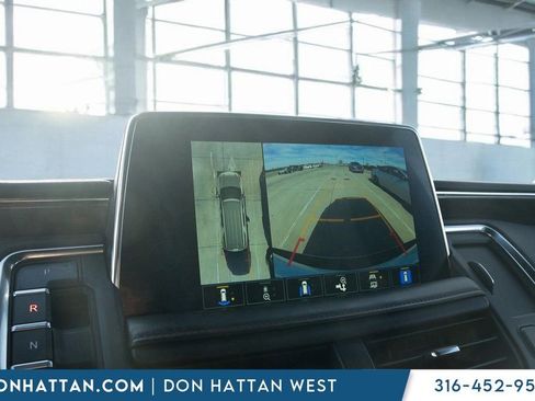 Used 2023 Chevrolet Suburban RST w/ Luxury Package image 8