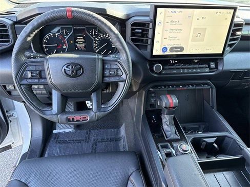 Used 2025 Toyota Tundra Limited image 17