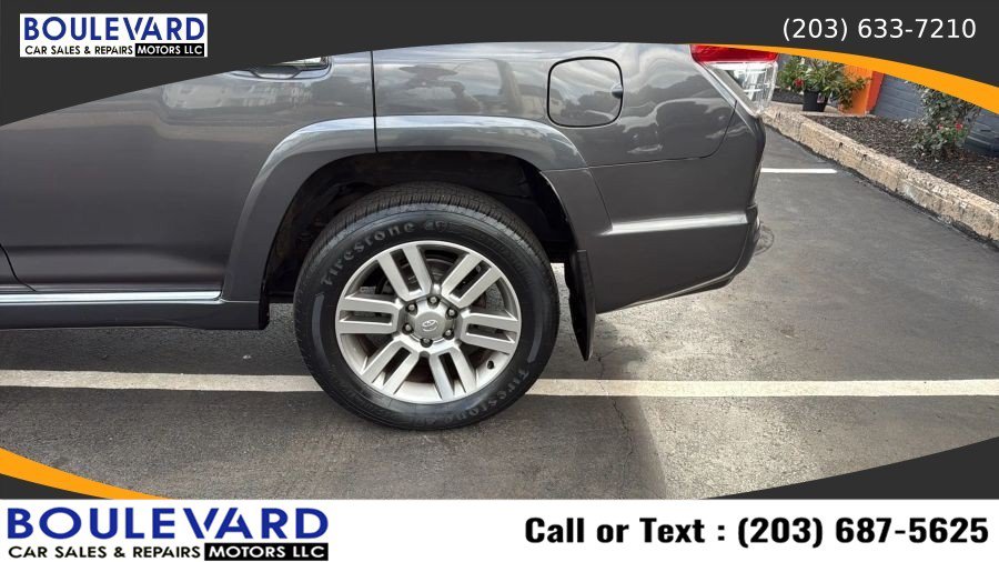 Used 2012 Toyota 4Runner Limited AWD/4WD image 10