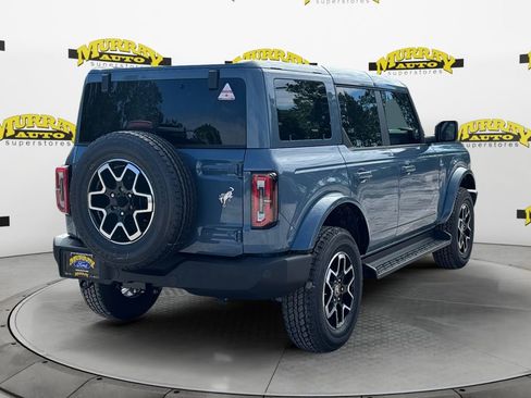 New 2025 Ford Bronco Outer Banks image 6