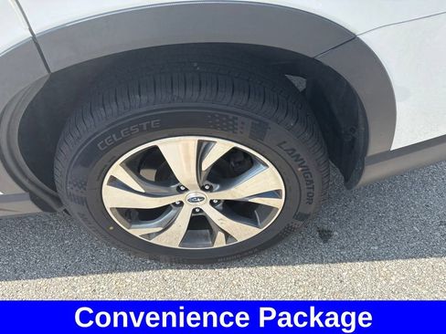 Used 2023 Subaru Ascent Premium w/ Convenience Package AWD/4WD image 12