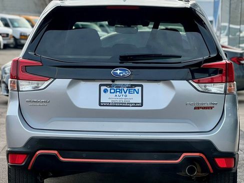 Used 2019 Subaru Forester Sport image 4