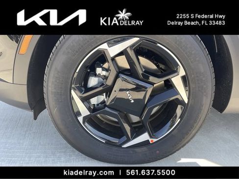 New 2026 Kia Sportage EX FWD image 33