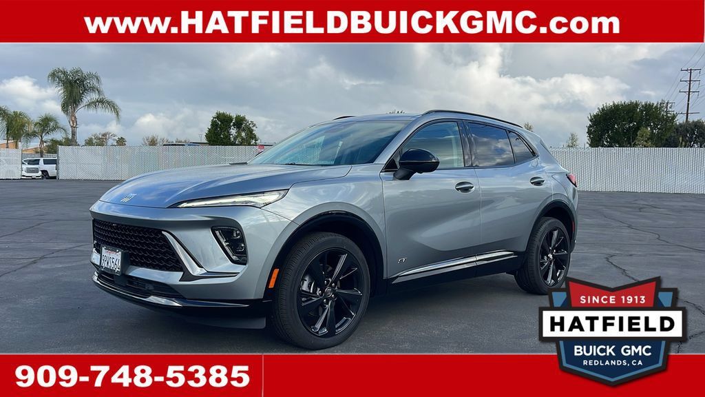 Used 2025 Buick Envision Sport Touring AWD/4WD image 1