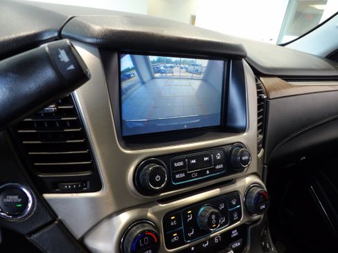 Used 2020 GMC Yukon XL Denali w/ Denali Ultimate Package AWD/4WD image 14