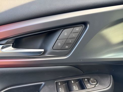 New 2026 Chevrolet Equinox EV RS w/ Convenience Package II image 23