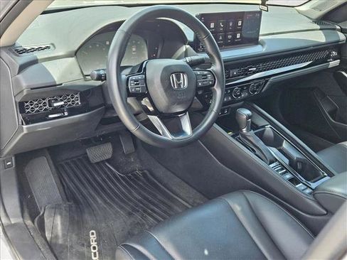 Used 2023 Honda Accord Touring image 9