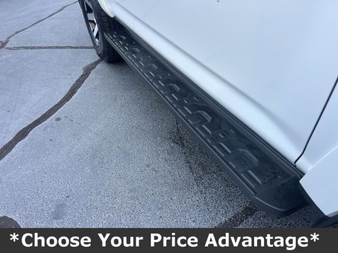 Used 2024 Toyota 4Runner TRD Off-Road image 2