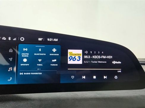 Used 2022 Lucid Air Grand Touring image 46