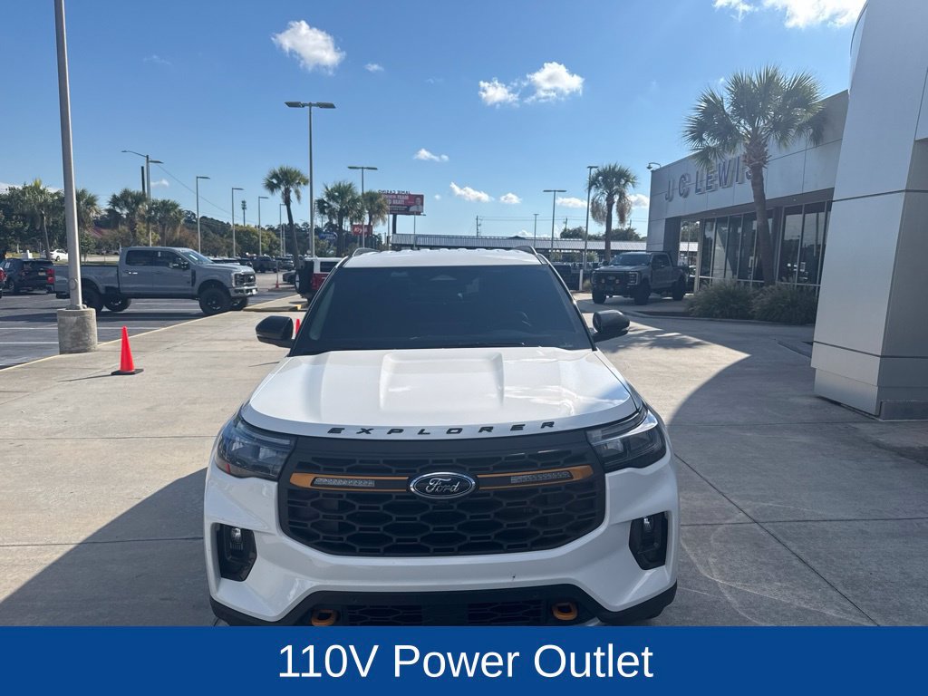 Used 2026 Ford Explorer Tremor AWD/4WD image 5