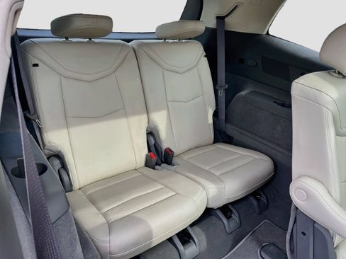 Used 2023 Cadillac XT6 Premium Luxury w/ Technology Package FWD image 29