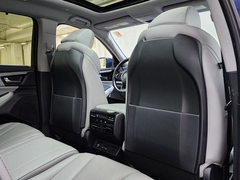 Certified 2024 Acura MDX w/Technology Package image 19