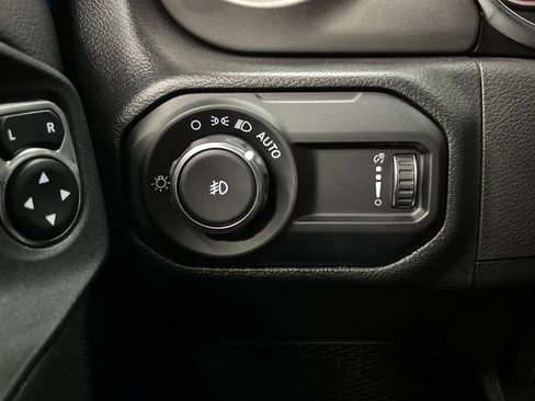 Used 2023 Jeep Wrangler Sahara w/ Safety Group image 25