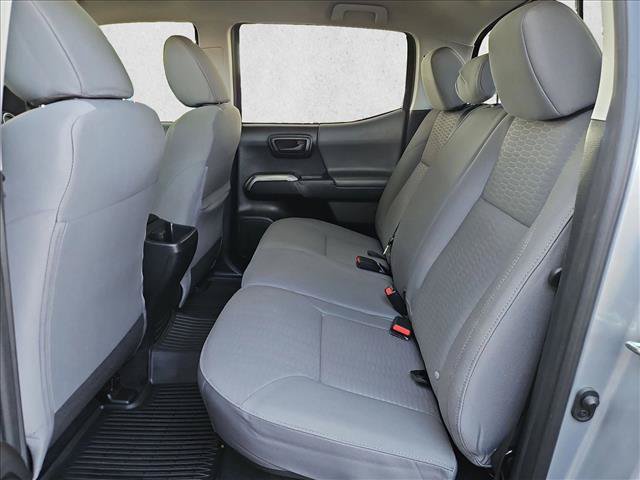 Used 2018 Toyota Tacoma SR5 RWD image 15