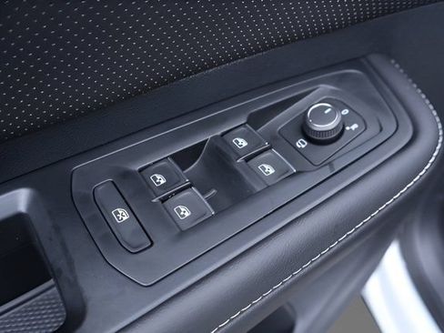 Certified 2026 Volkswagen Atlas SEL Premium R-Line AWD/4WD image 11