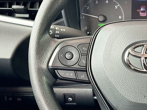 Used 2025 Toyota Corolla LE w/ Carpet Mat Package (TMS) image 11