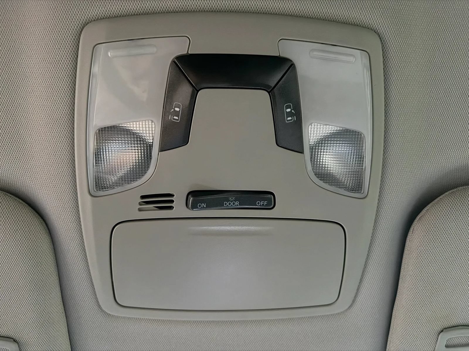 Used 2017 Toyota Sienna LE FWD image 32