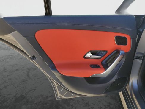 Used 2025 Mercedes-Benz CLA 35 AMG 4MATIC image 16