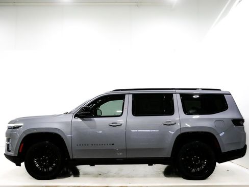 New 2026 Jeep Grand Wagoneer Limited AWD/4WD image 5