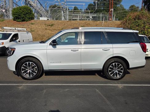 Used 2025 Ford Expedition Platinum AWD/4WD image 5