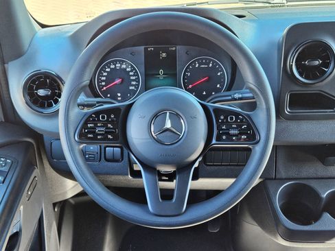 New 2024 Mercedes-Benz Sprinter 2500 image 16