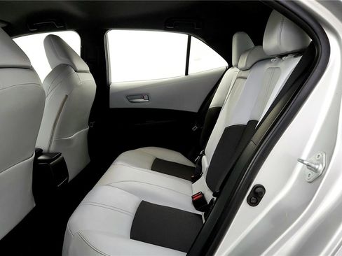 Certified 2021 Toyota Corolla XSE image 21