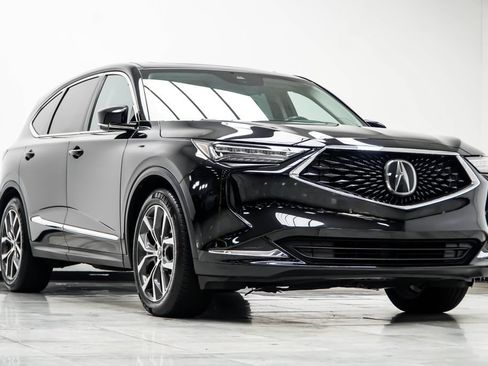 Used 2024 Acura MDX w/ Technology Package FWD image 4