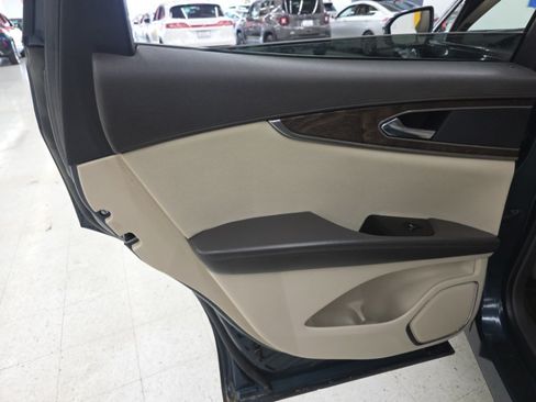 Used 2016 Lincoln MKX Reserve w/ Climate Package AWD/4WD image 15