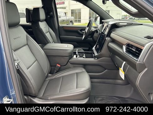 New 2026 GMC Yukon Denali w/ Denali Reserve Package AWD/4WD image 24