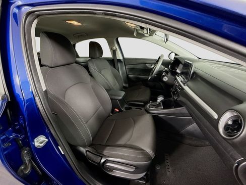 Used 2019 Kia Forte LXS FWD image 19