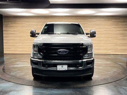 Used 2022 Ford F350 XLT w/ XLT Premium Package image 18