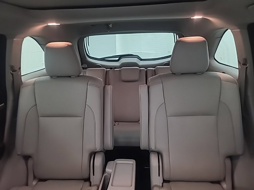 Used 2018 Toyota Highlander Limited Platinum AWD/4WD image 30