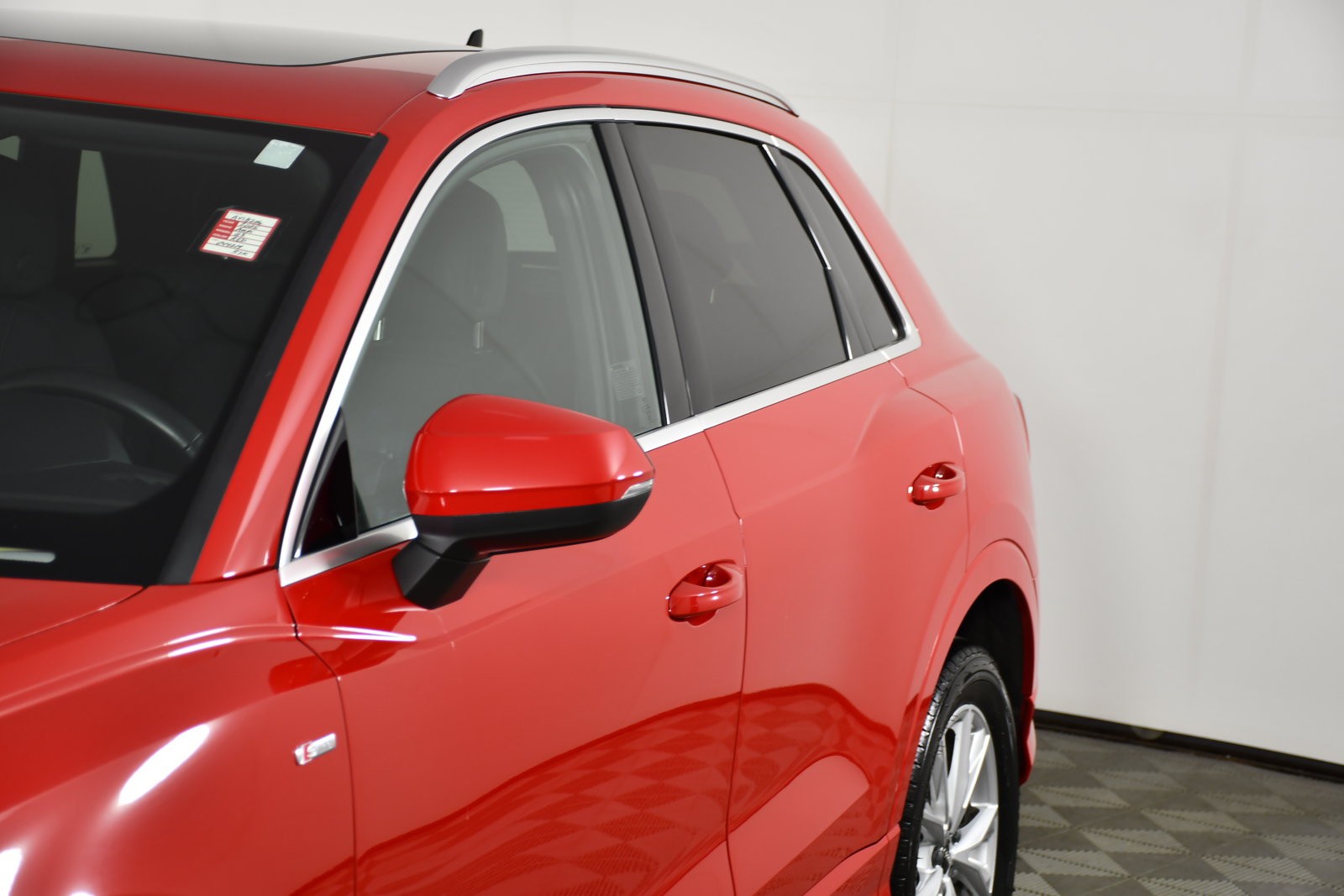 Used 2025 Audi Q3 2.0T Premium AWD/4WD image 13