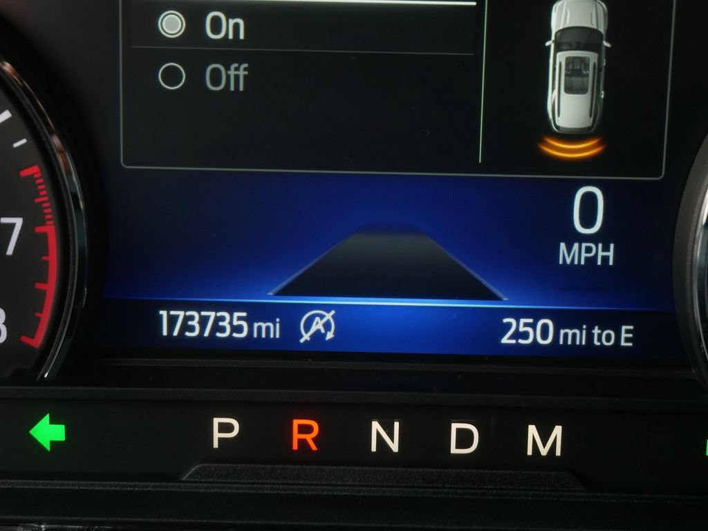 Used 2020 Ford Explorer XLT AWD/4WD image 27