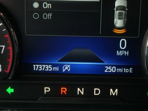 Used 2020 Ford Explorer XLT AWD/4WD image 27