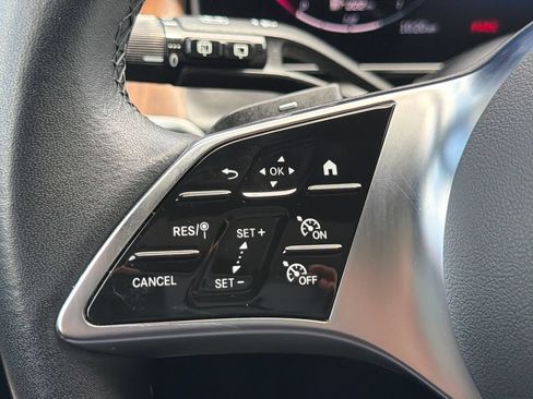 Used 2026 Mercedes-Benz GLC 300 4MATIC image 21