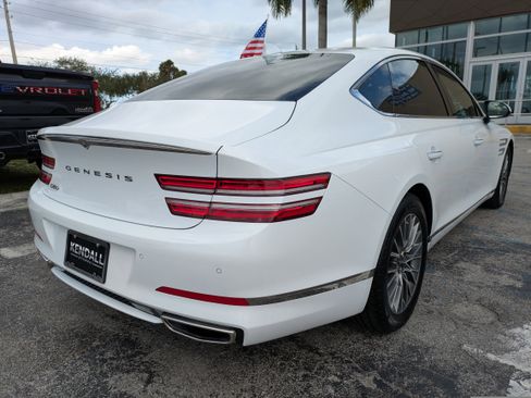 Used 2022 Genesis G80 2.5T image 4
