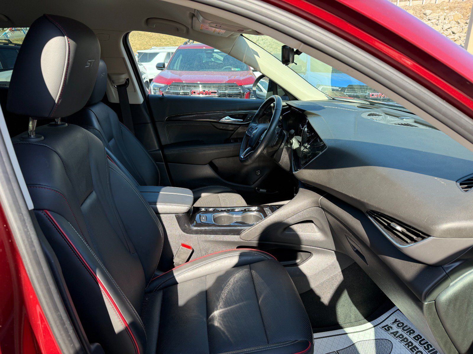 Certified 2022 Buick Envision Essence w/ Technology Package II FWD image 21
