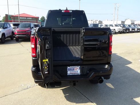 Used 2025 RAM 1500 Laramie w/ Night Edition AWD/4WD image 11