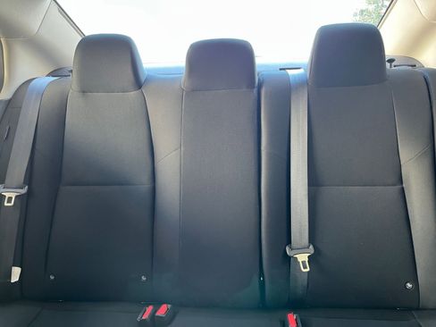 Used 2025 Nissan Sentra S image 38