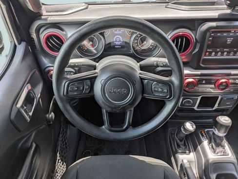 Used 2022 Jeep Wrangler Sport AWD/4WD image 15
