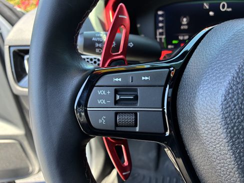Used 2025 Honda Civic Sport Touring image 28
