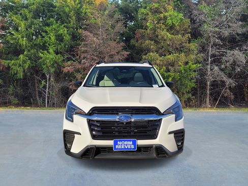 New 2026 Subaru Ascent Limited image 2