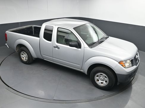 Used 2014 Nissan Frontier S w/ S Preferred Package image 29