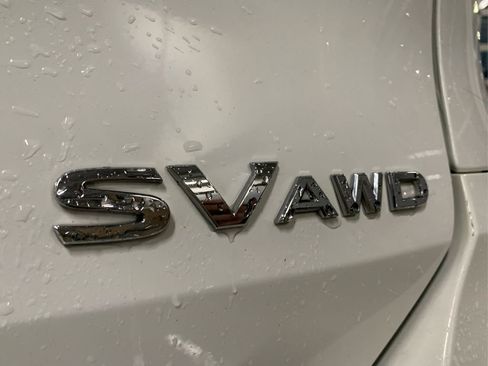 Used 2019 Nissan Rogue SV image 14