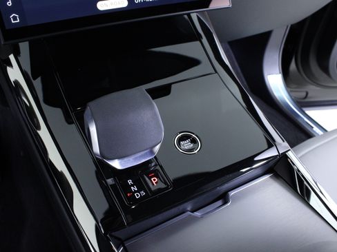 New 2026 Land Rover Range Rover Sport SE image 22